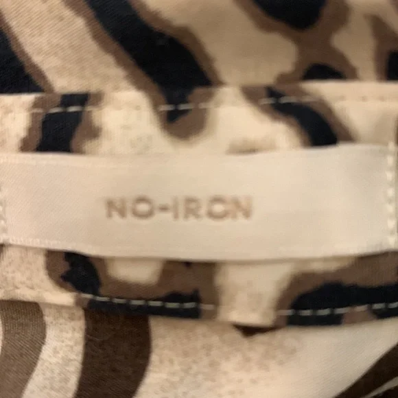 Chicos animal print shirt, size small - Picture 11 of 13